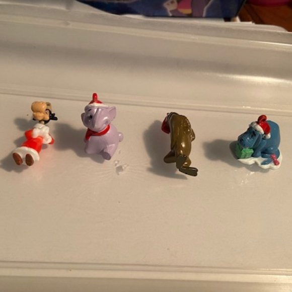 Disney Zaini Surprise Egg Christmas Ornaments 8 pieces - Picture 4 of 5